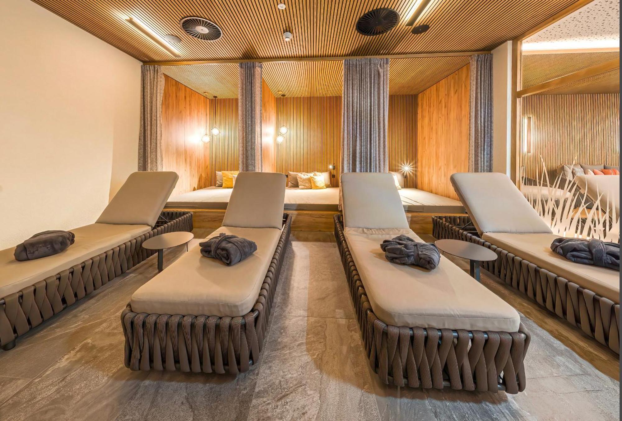 Alpin Chalet Am Burgsee 拉迪斯 外观 照片
